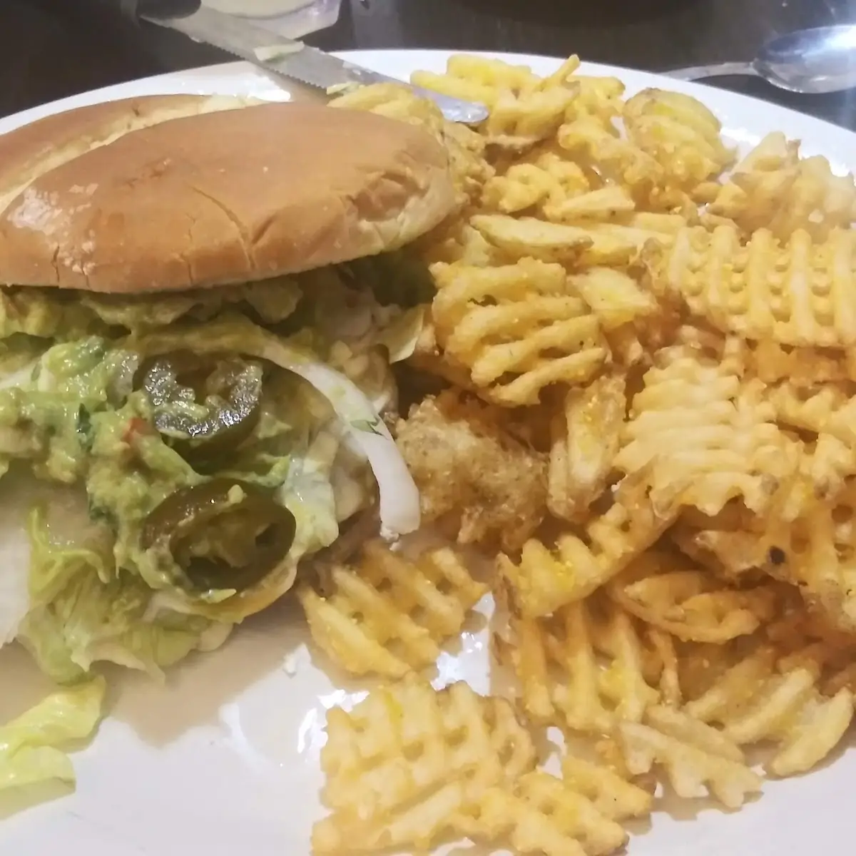 Hamburguer with Waffle Fries