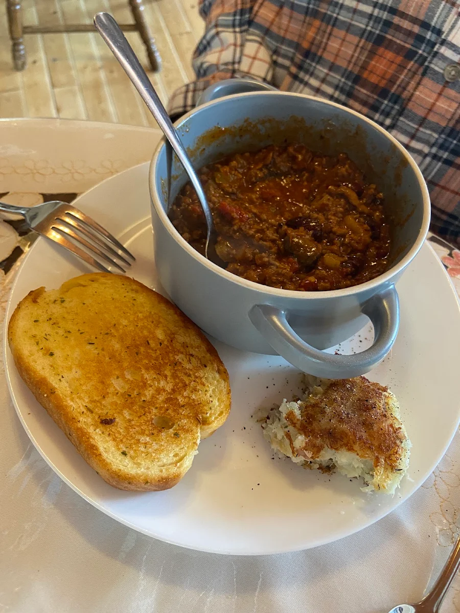Toast, Mifflin's Tea Room
