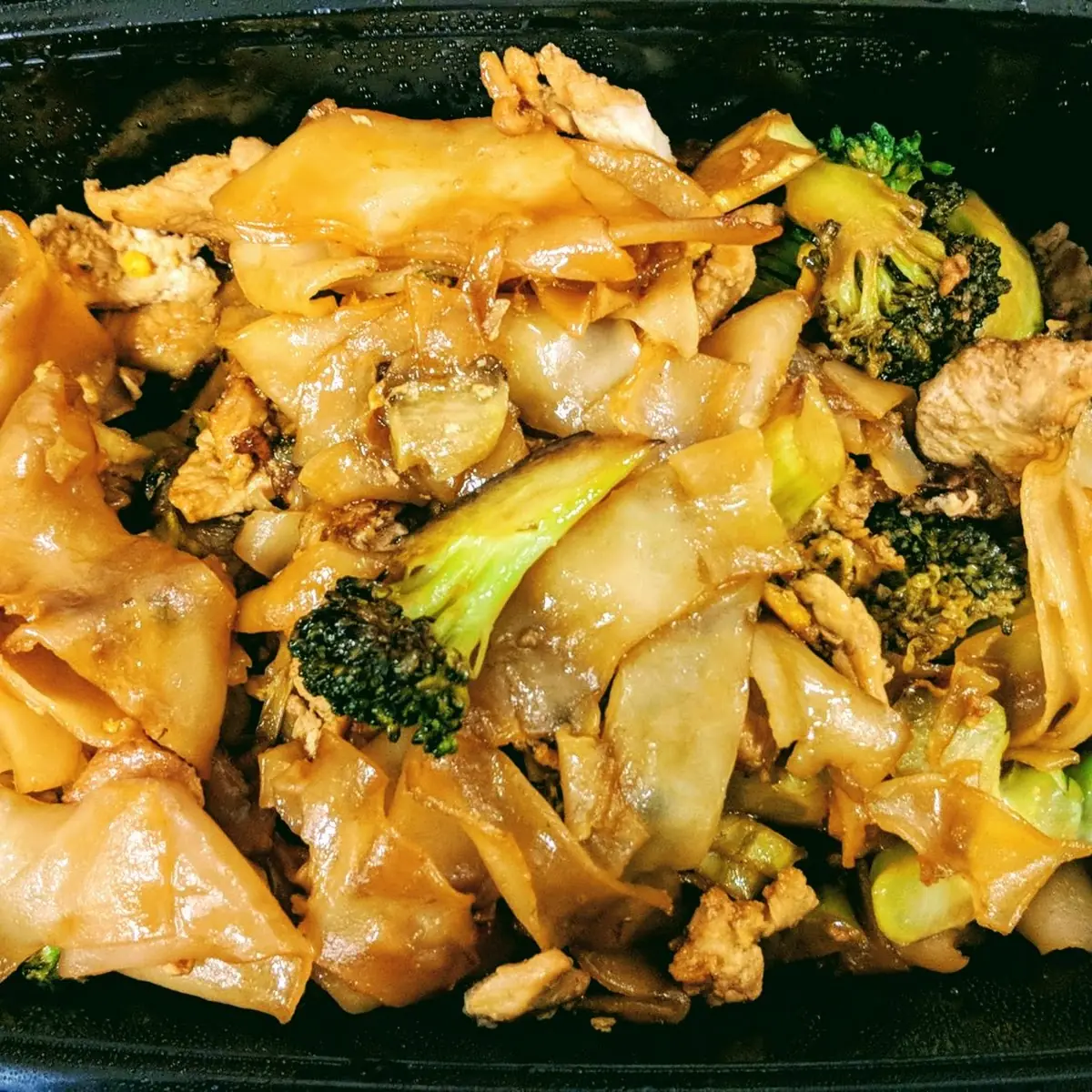Chicken Pad See-EW
