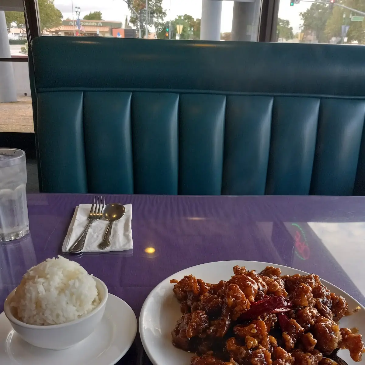 General TSO's Chicken with Steamed White Rice