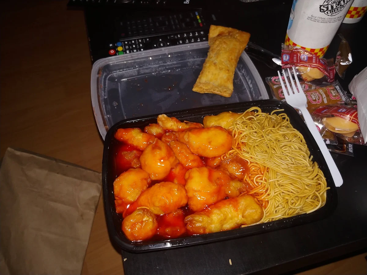 C16 SS Chicken with Noodles