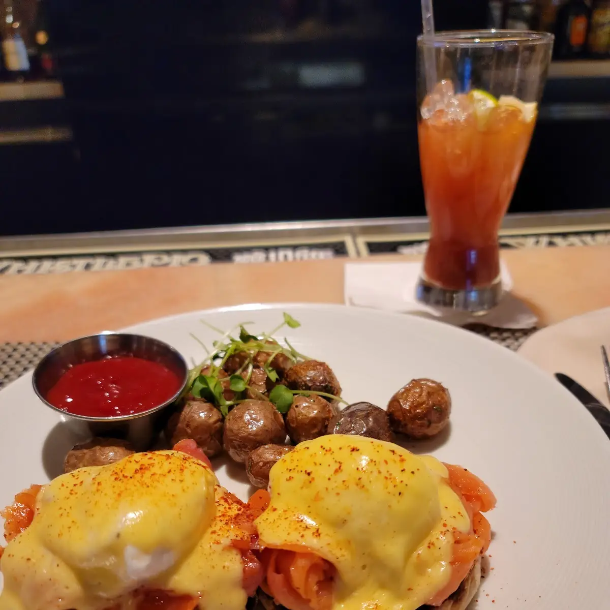 Smoked Salmon Benedict