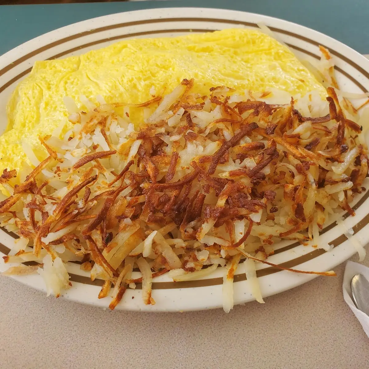 Omelette and Hash Browns