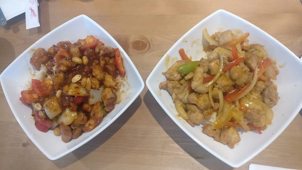 Chili Chicken, Mr. Gao