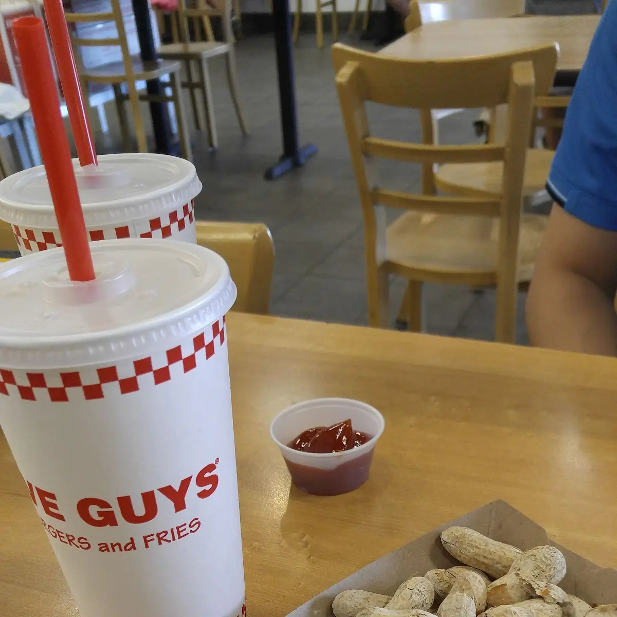 Five Guys Style