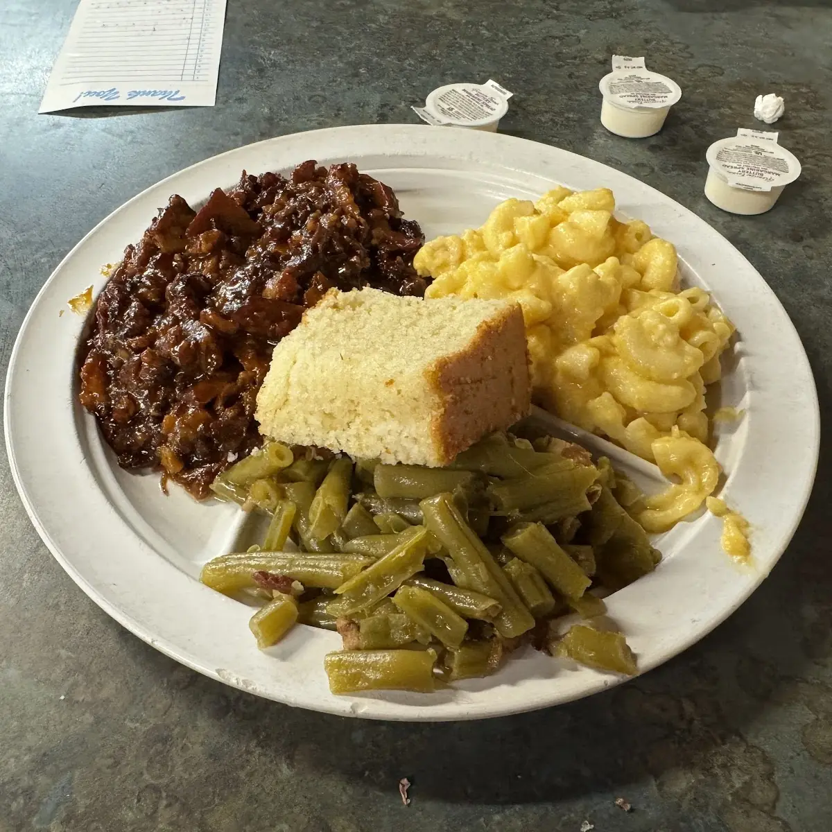 Barbecue with Green Beans and Mac and Cheese