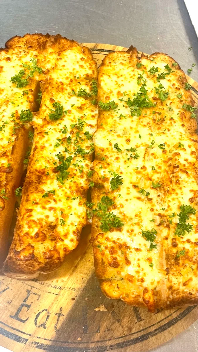 Cheesy Garlic Bread