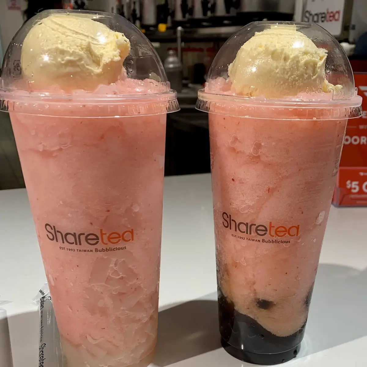 Peach Tea Ice Blended with Lychee Jelly
