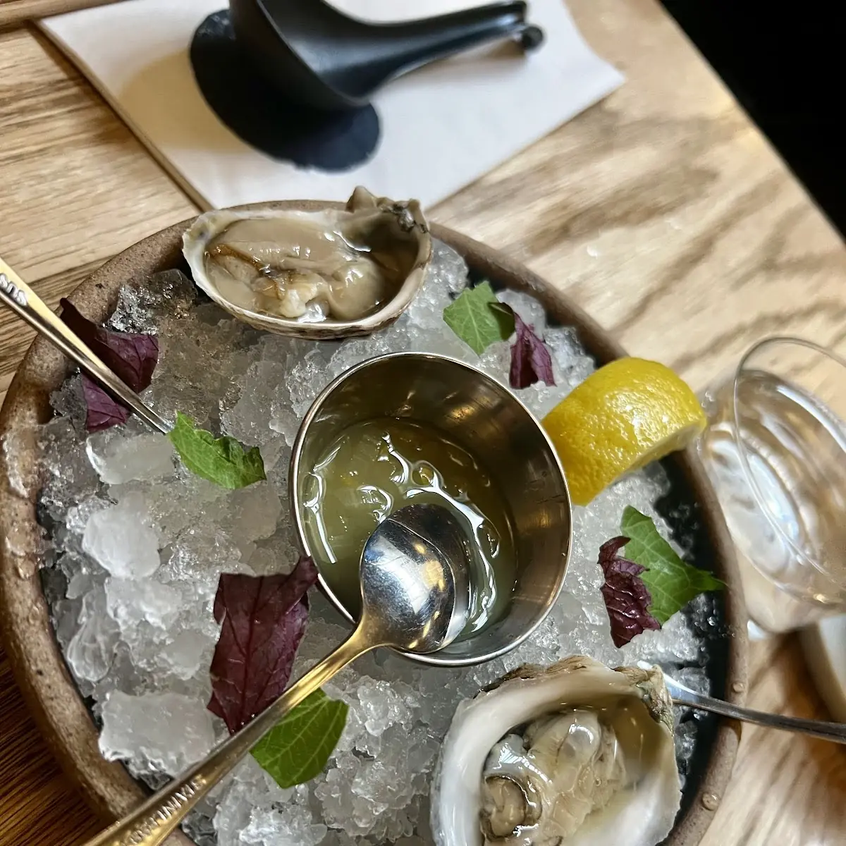 Fresh Oysters with Lemon and Sauce