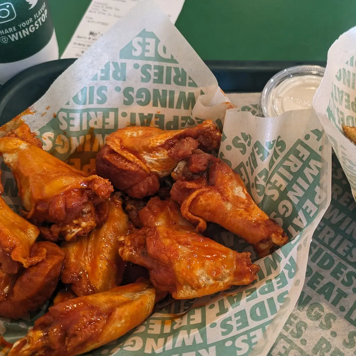 Chicken Wings with Fries