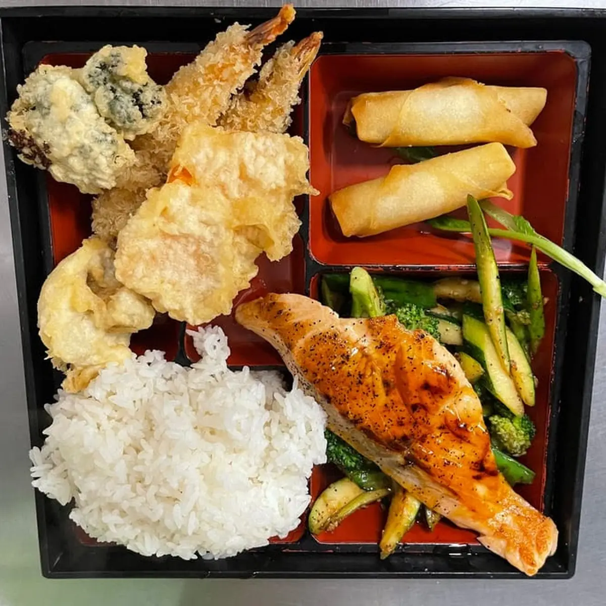 General TSO Chicken Bento Box