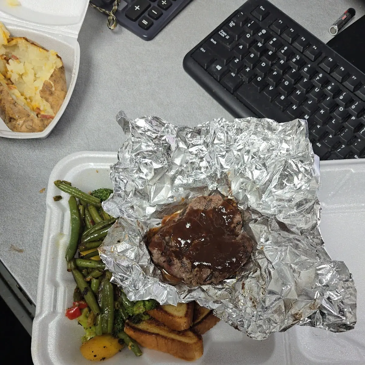 Mango-Pineapple Sirloin Steak