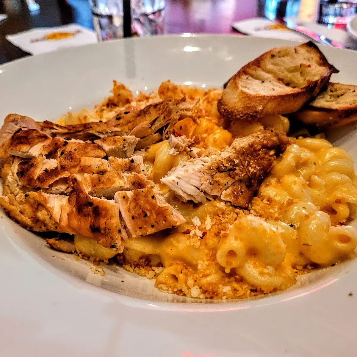 Twisted Mac Chicken & Cheese