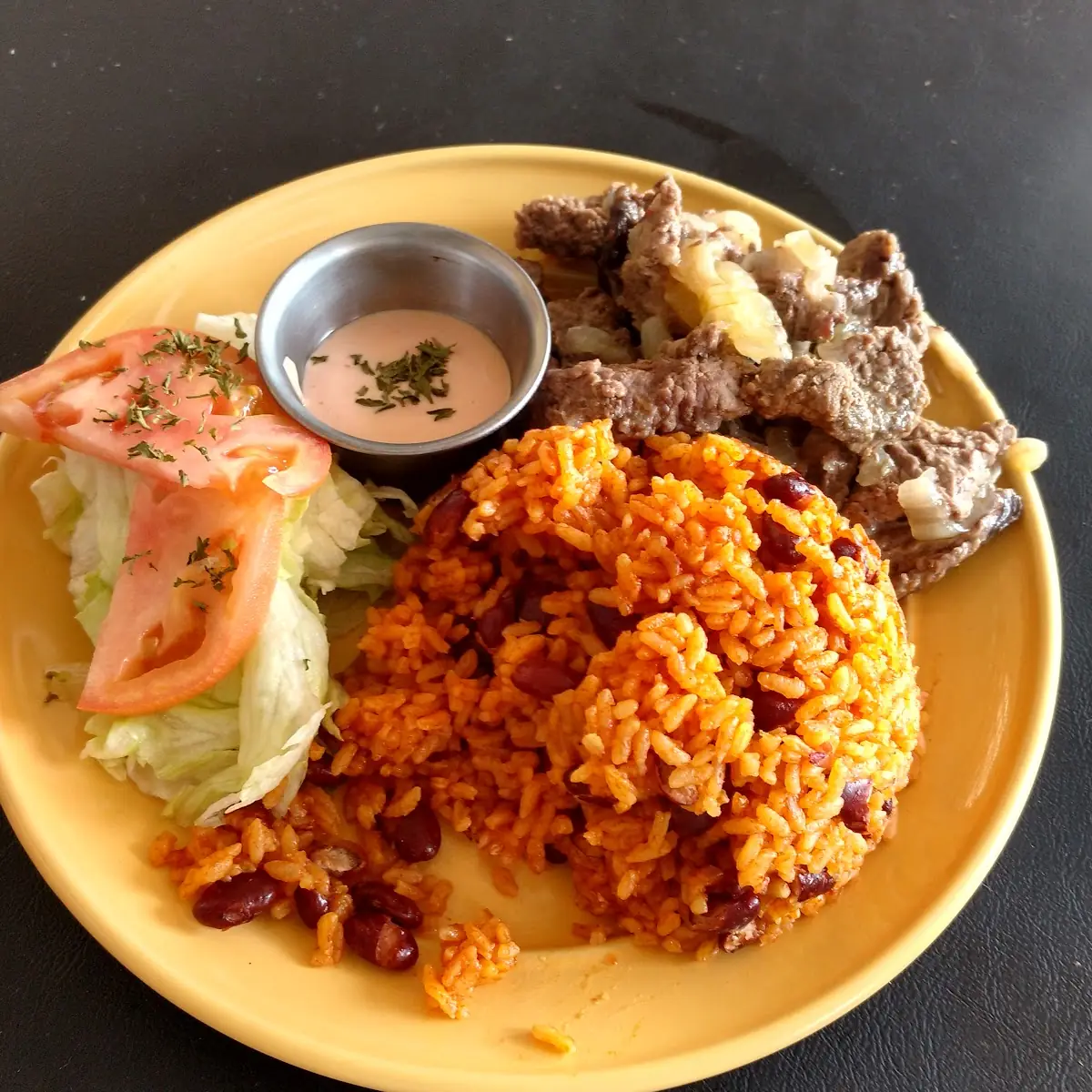 Arroz Guisado Con Biftec