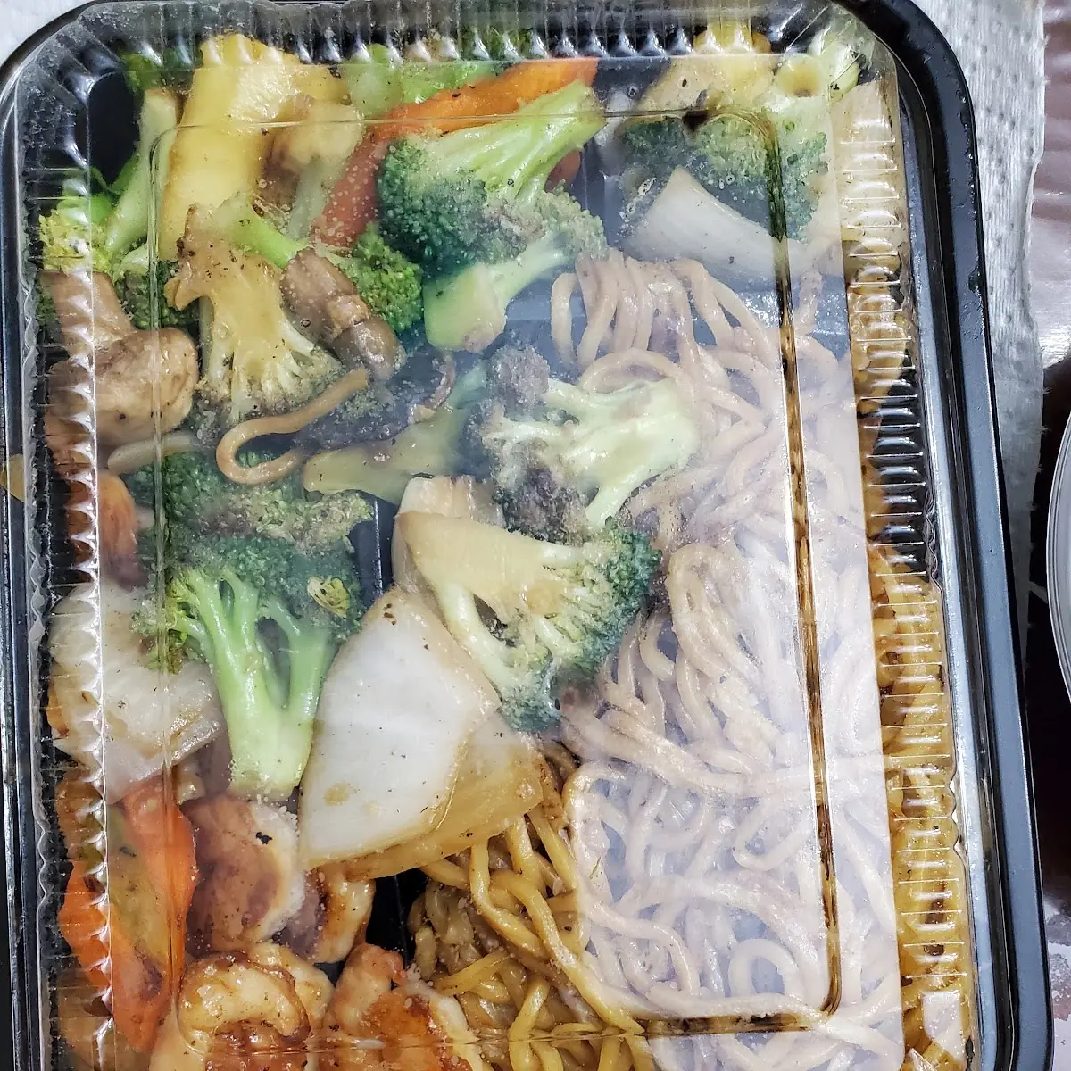 Shrimp Lo Mein Noodles