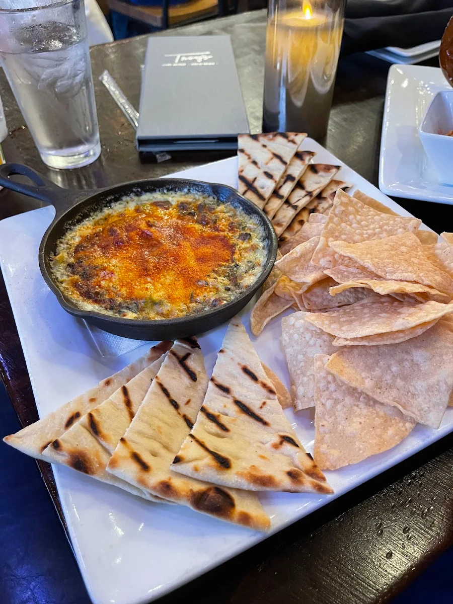 Capa Aikman's Spinach Artichoke Dip