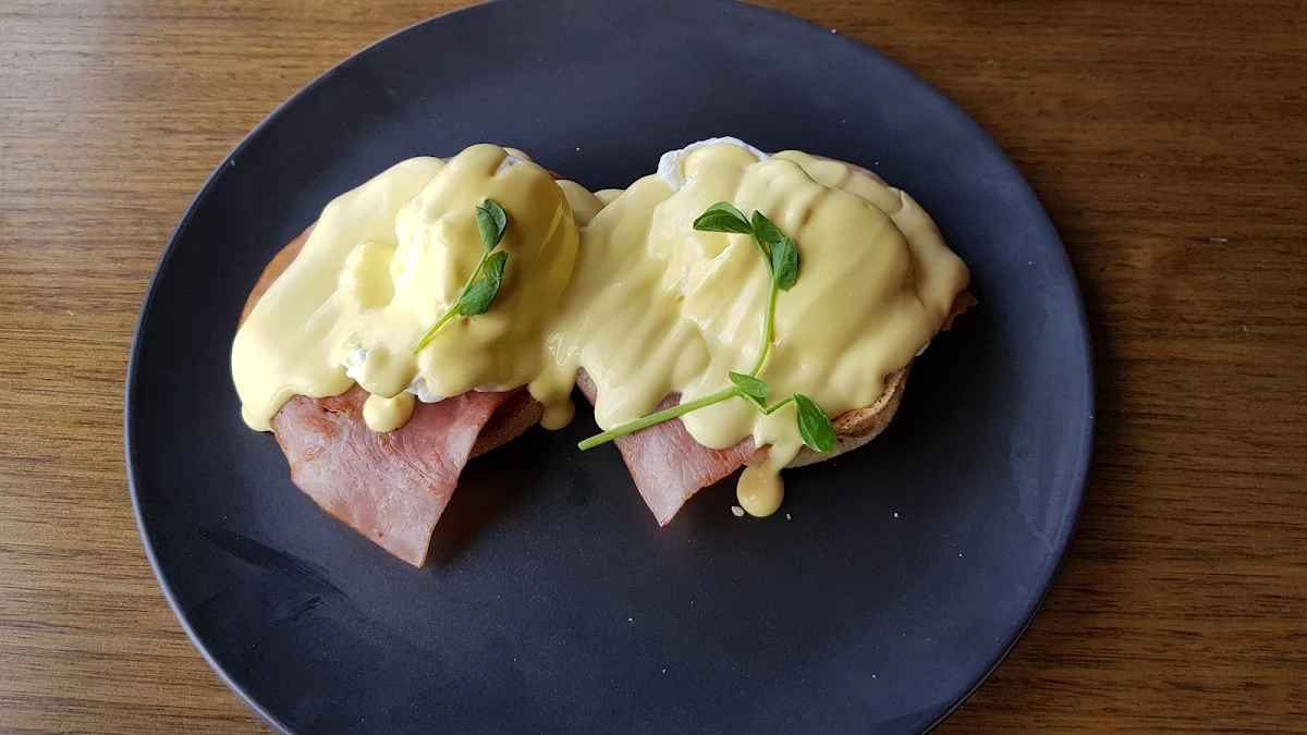 Eggs Benedict, Newmason Eat Drink Relax