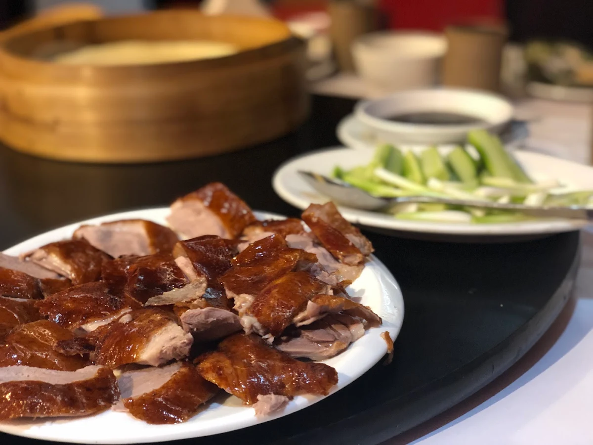 Peking Duck, Tong Lok