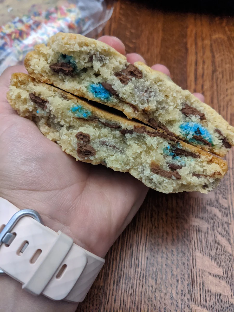 Chocolate Chip Cookie