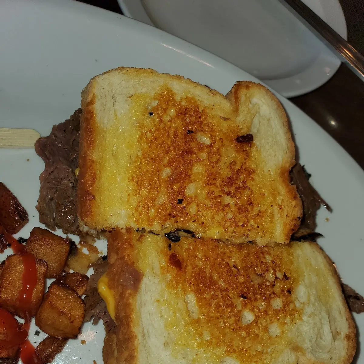 Pot Roast Beef Sandwich with Home Fries