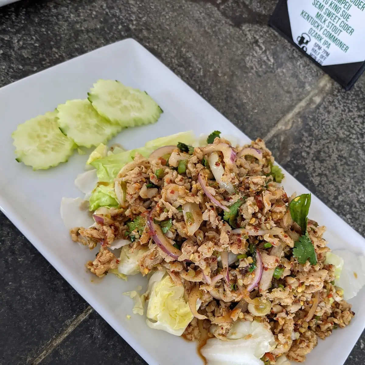 Larb Gai