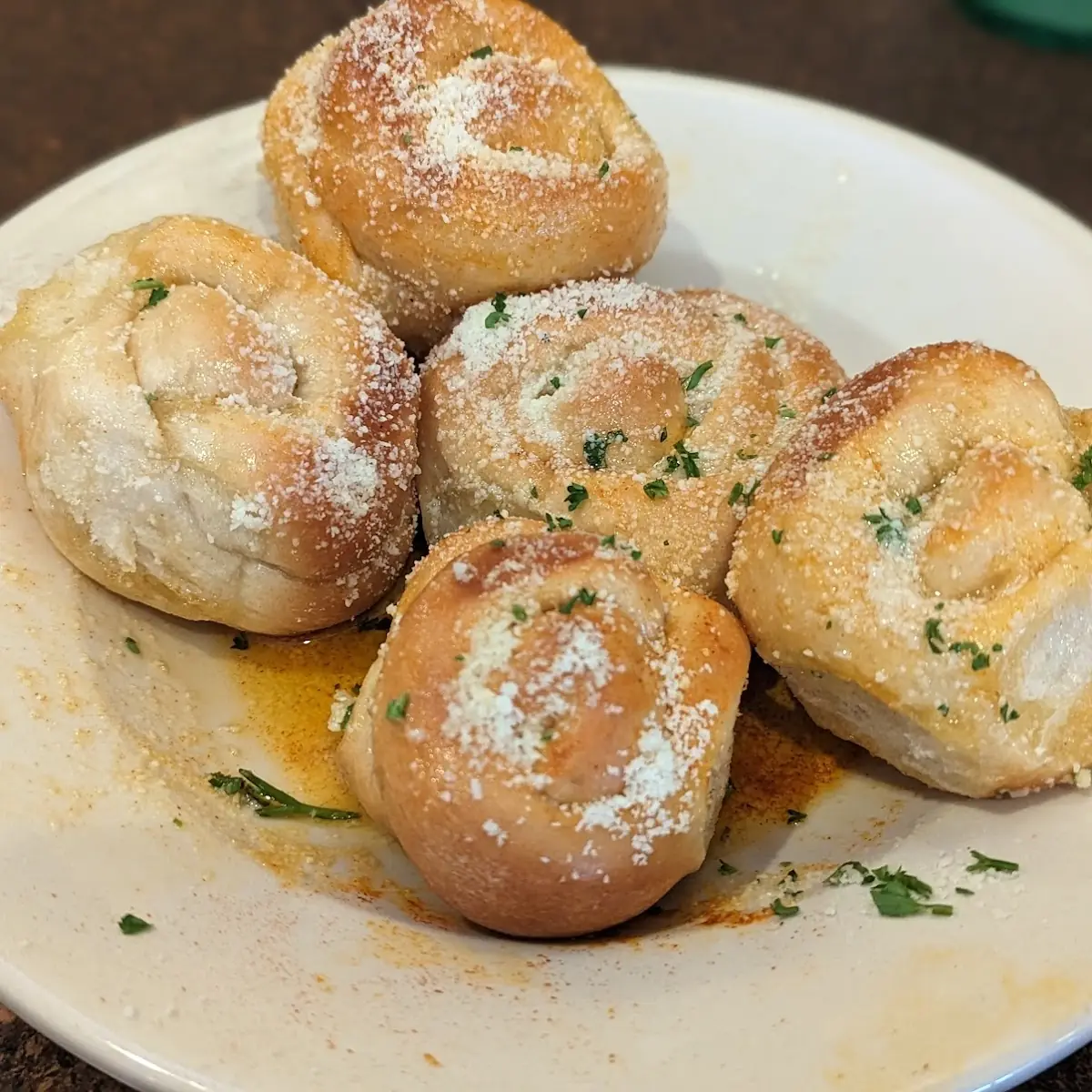 Salad Bar & Garlic Rolls