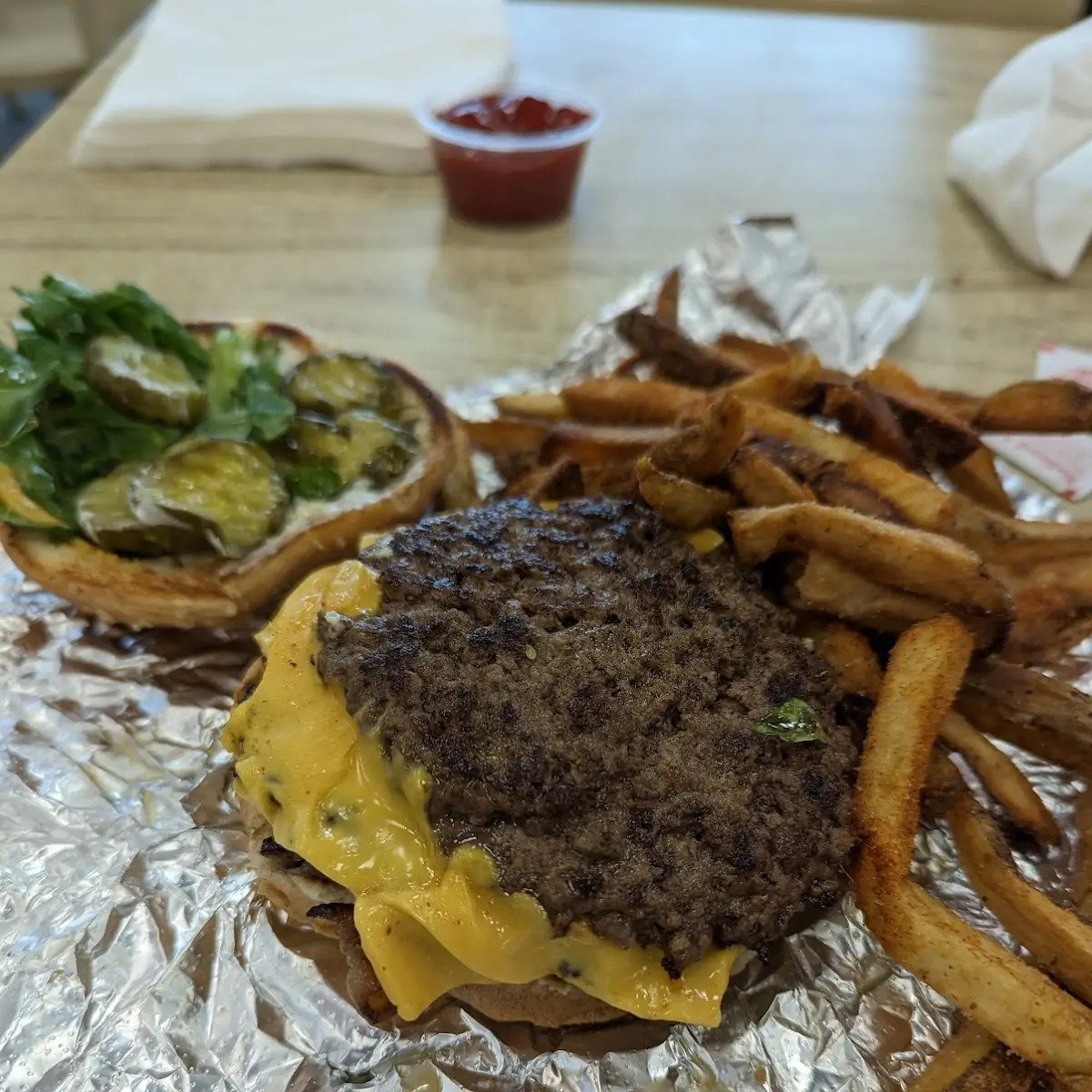 Deluxe Bacon Cheeseburger Combo