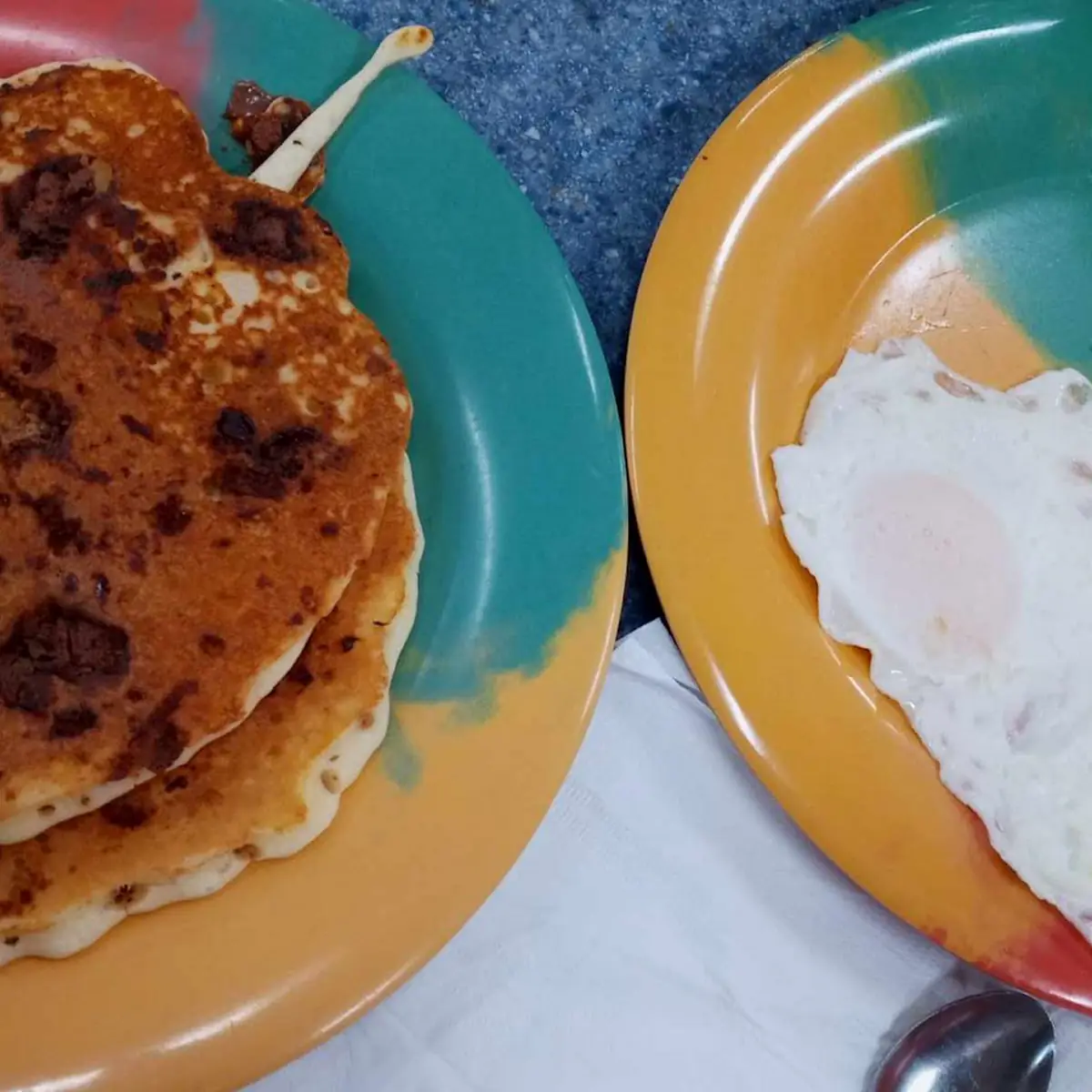 Peanut Butter Cup Pancakes