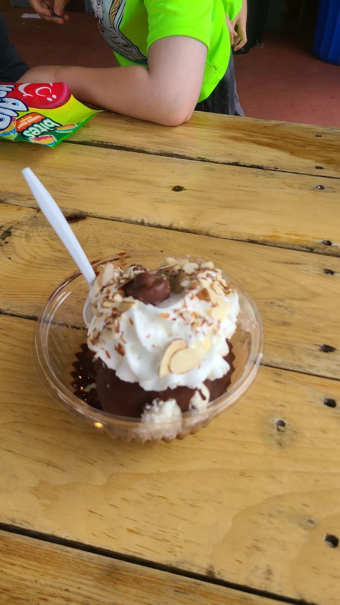 Brownie Sundae