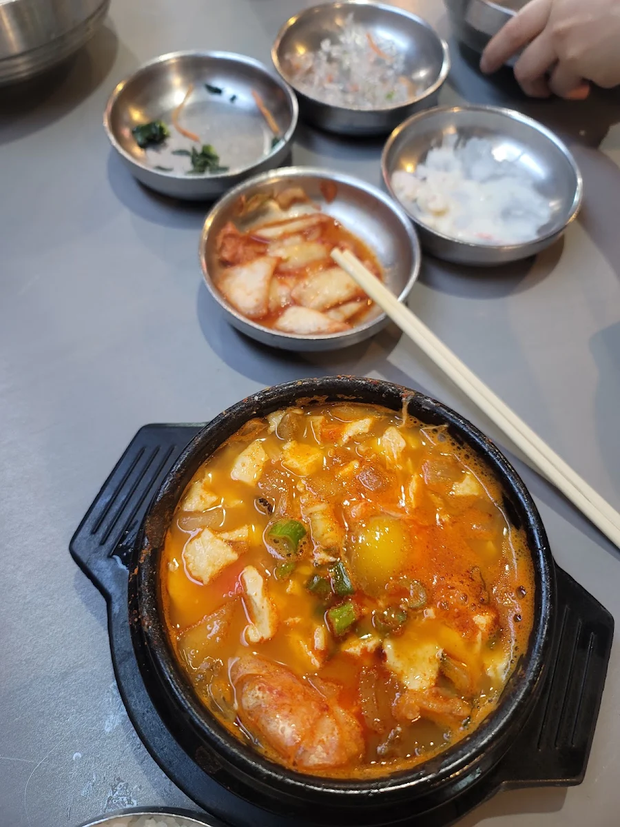 Seafood & Beef Soon Tofu
