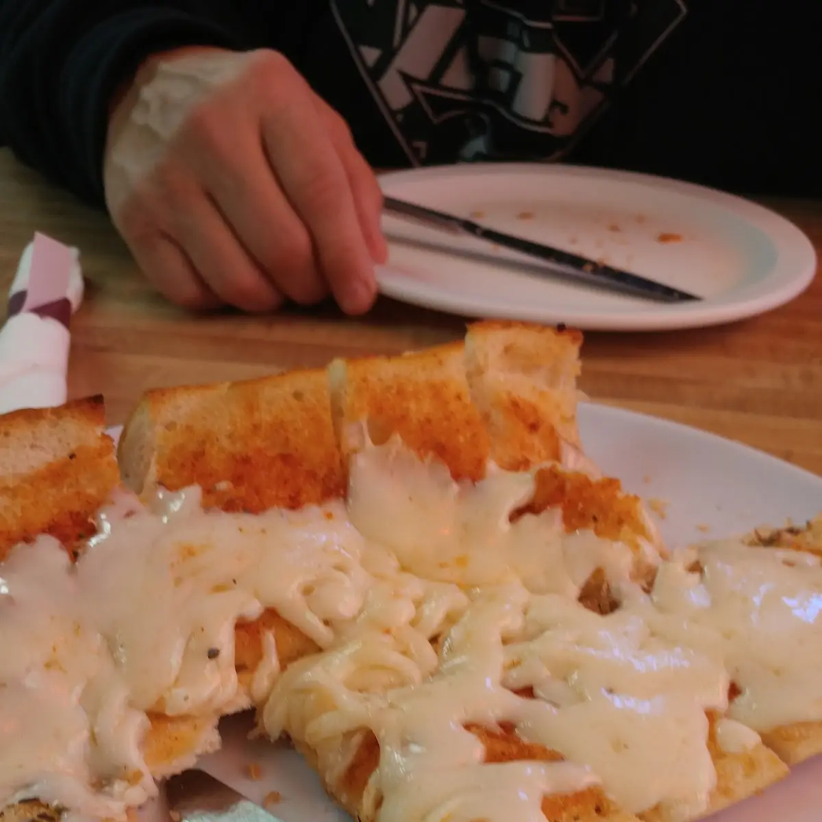 Garlic Bread Parmigiana
