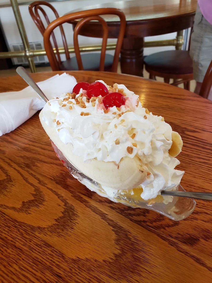 Ze Cream Sundae