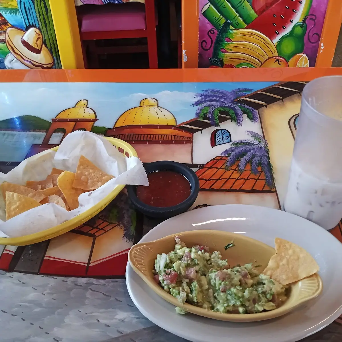 Guacamole Chips Salsa