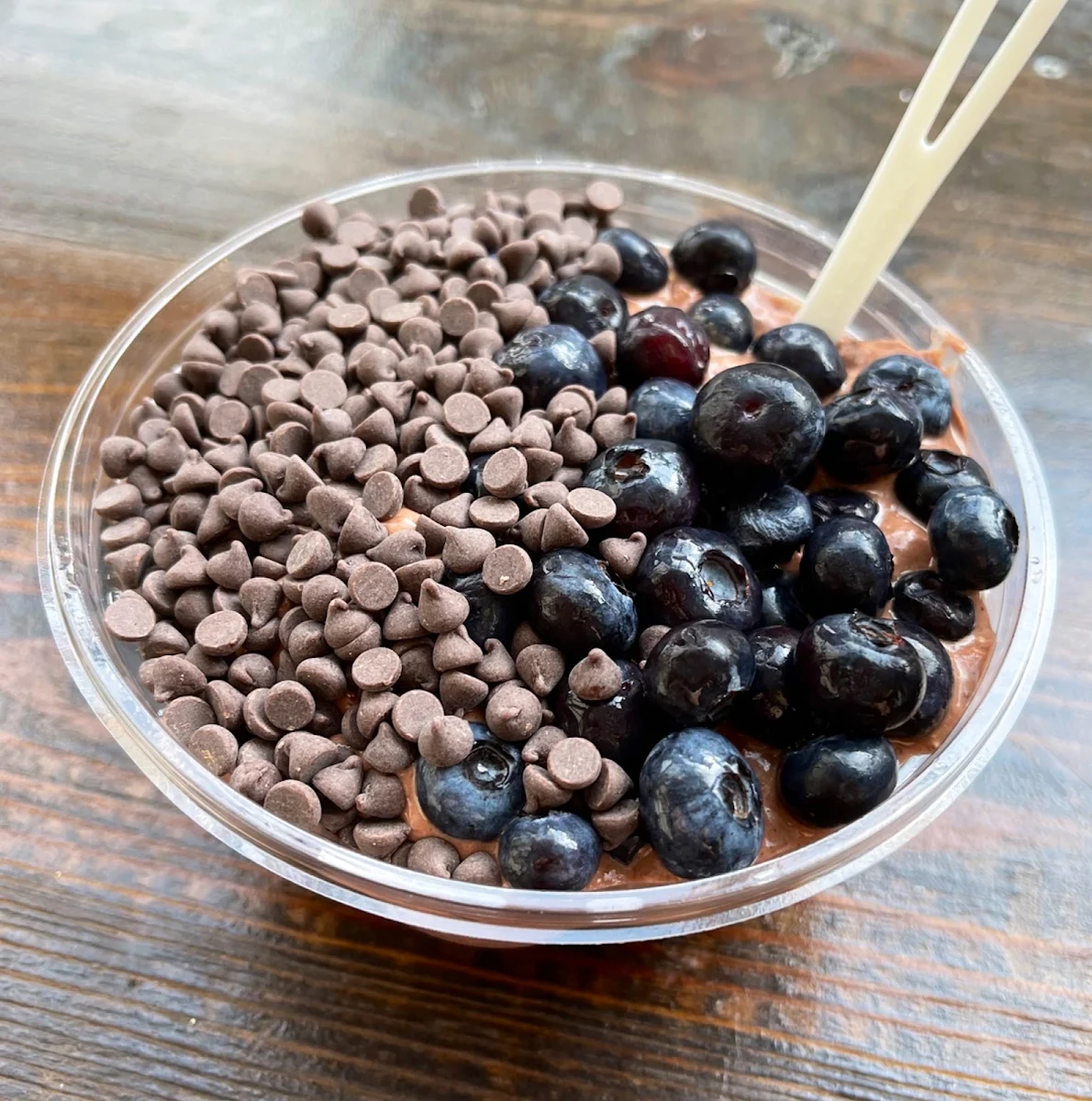 Chocolate Chip Smoothie Bowl