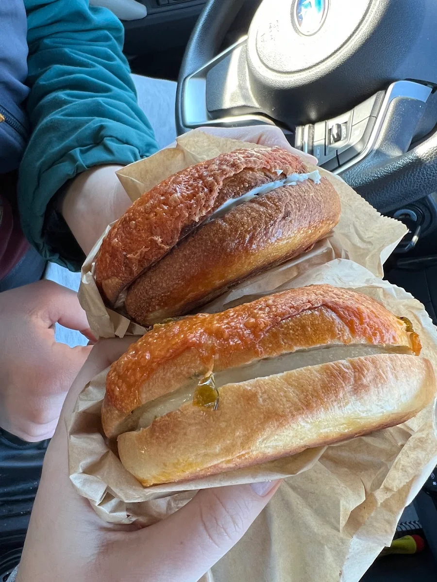 Jalapeño Cheddar Bagels