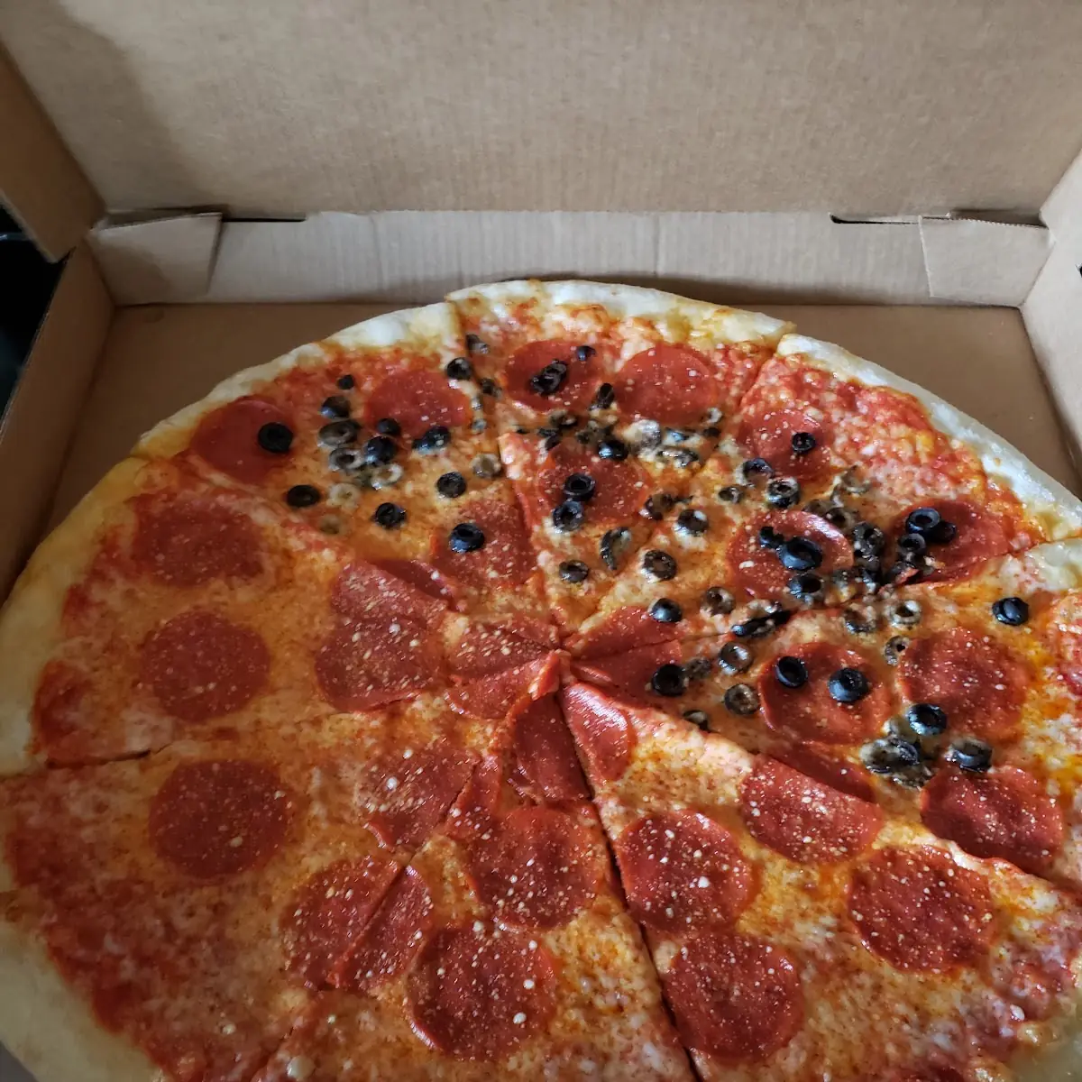 Large Build Your Own Pizza