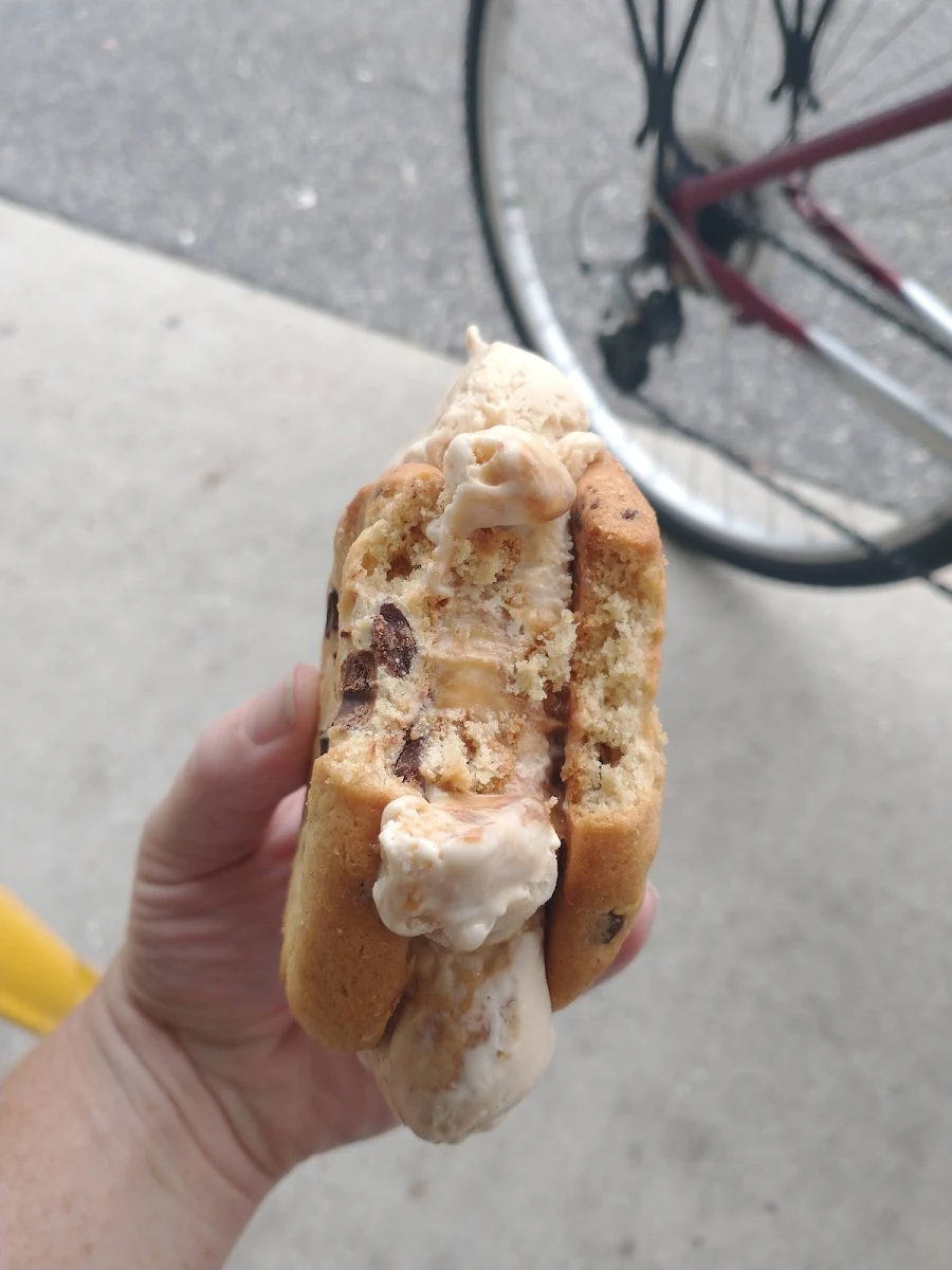 Ice Cream Sandwich
