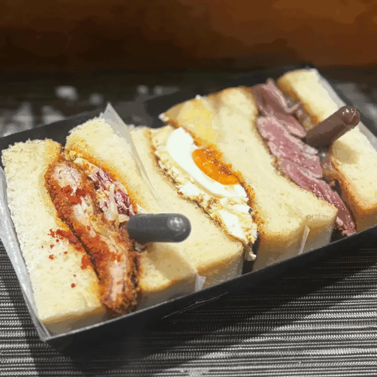 Lulu's Party Box - 18pcs Steak/Egg/Chicken