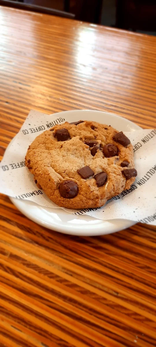 Chocolate Chip Cookie