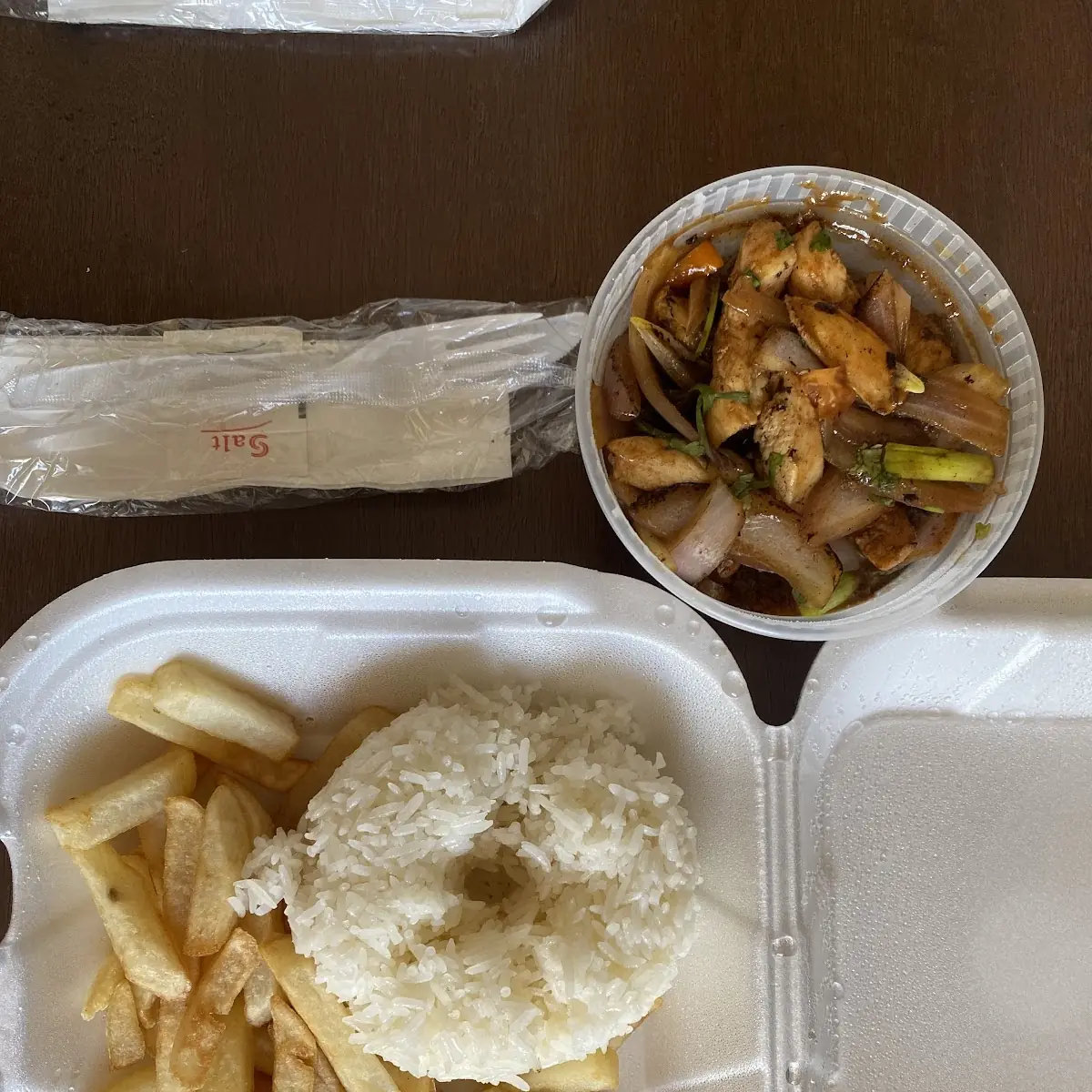 Pollo Saltado