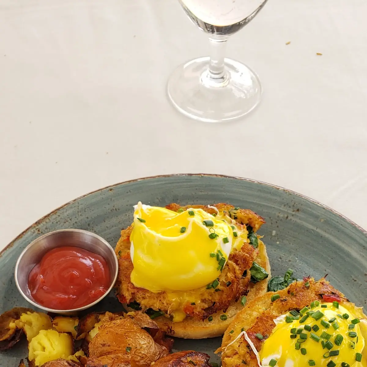 Lon’S Eggs Benedict