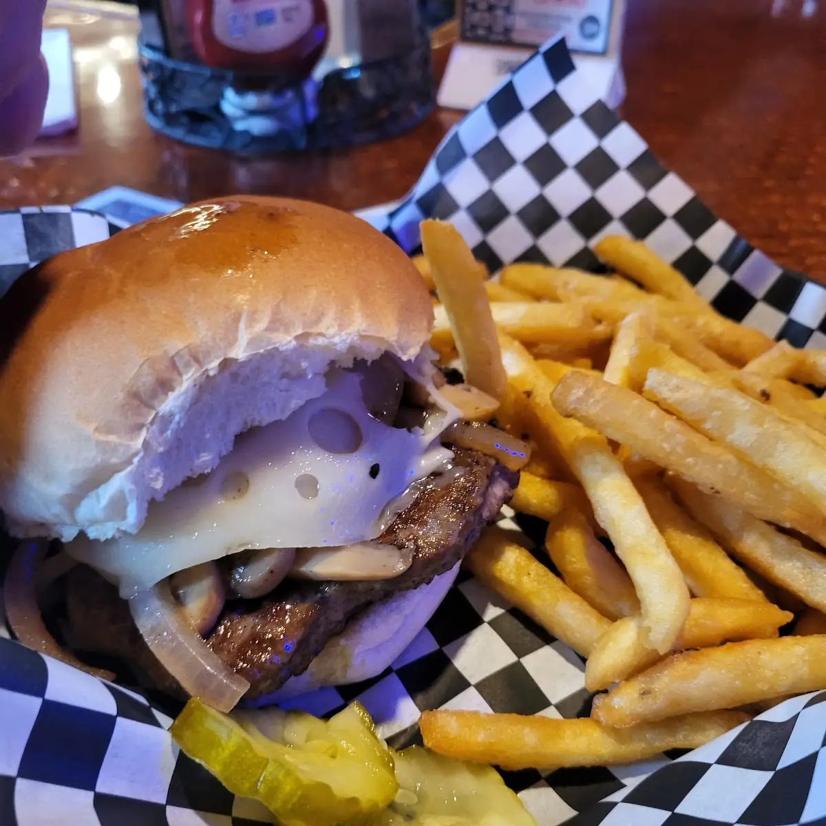 Kids Cheeseburger