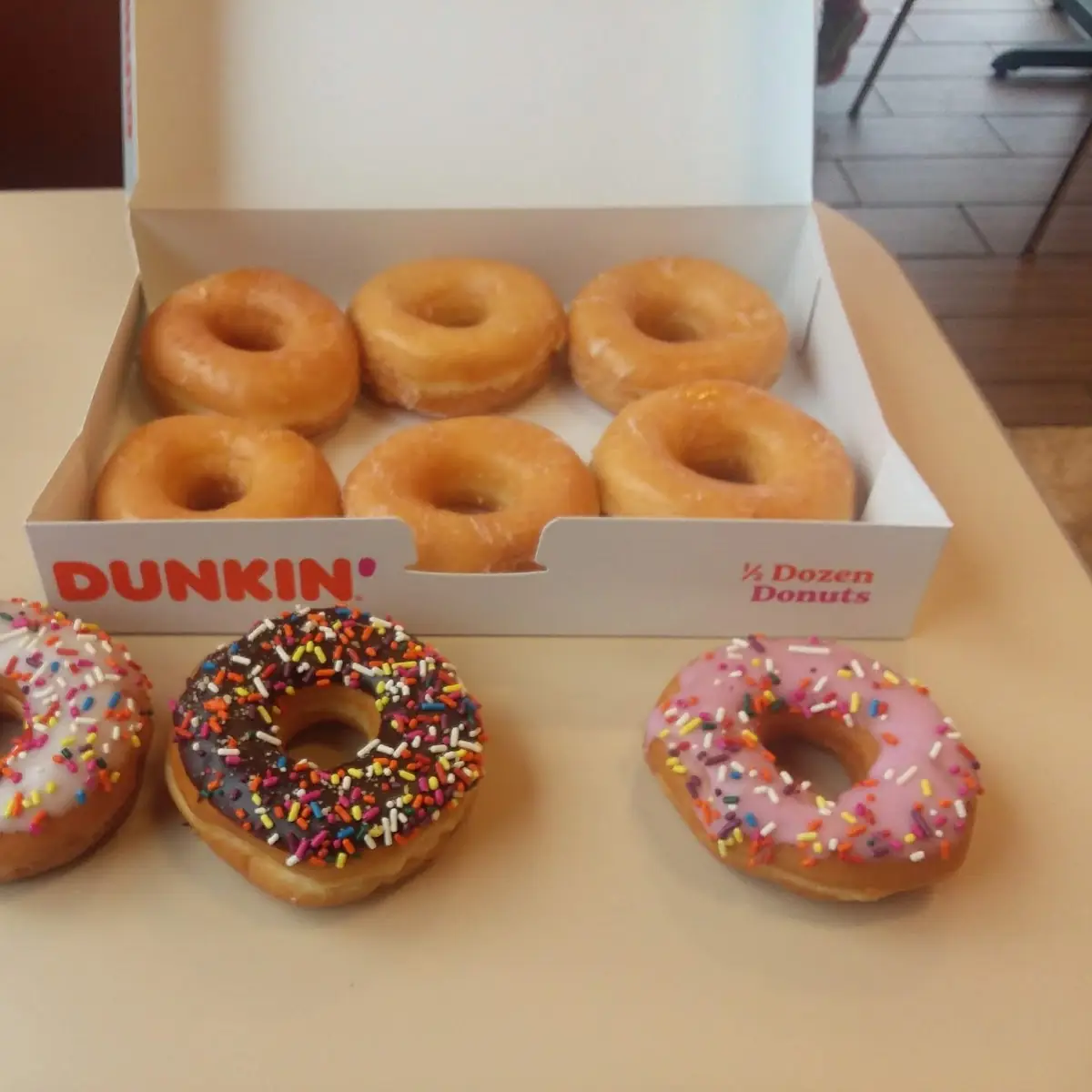 6 Glazed Donuts