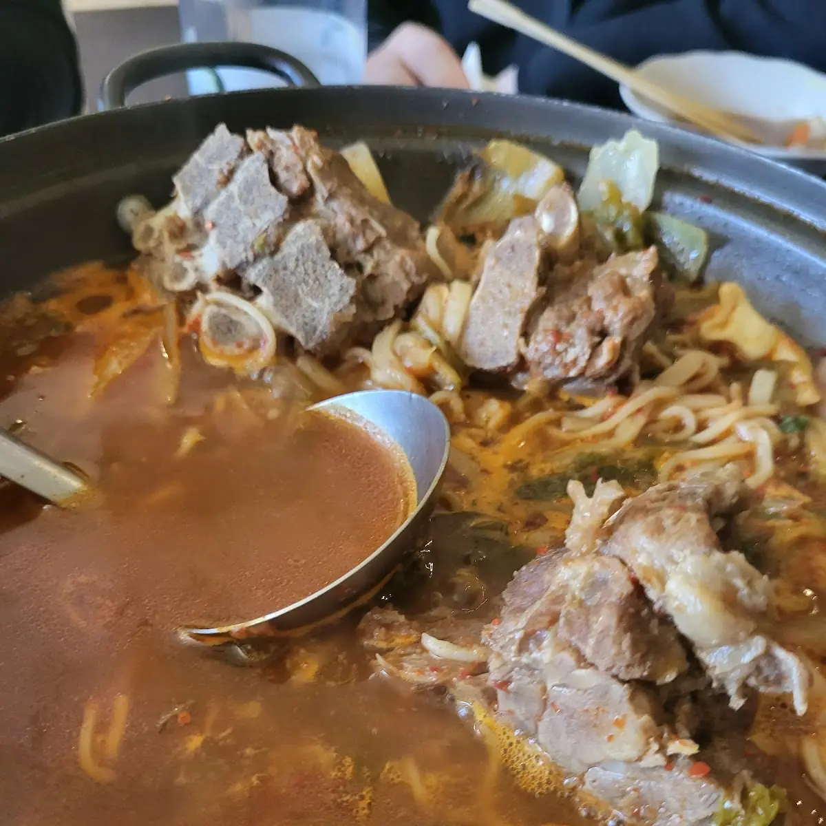 Pork Born Hot Pot, Windsor Seoul