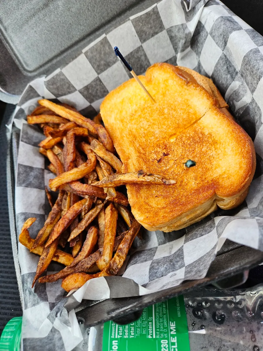 Grilled Cheese with Fries