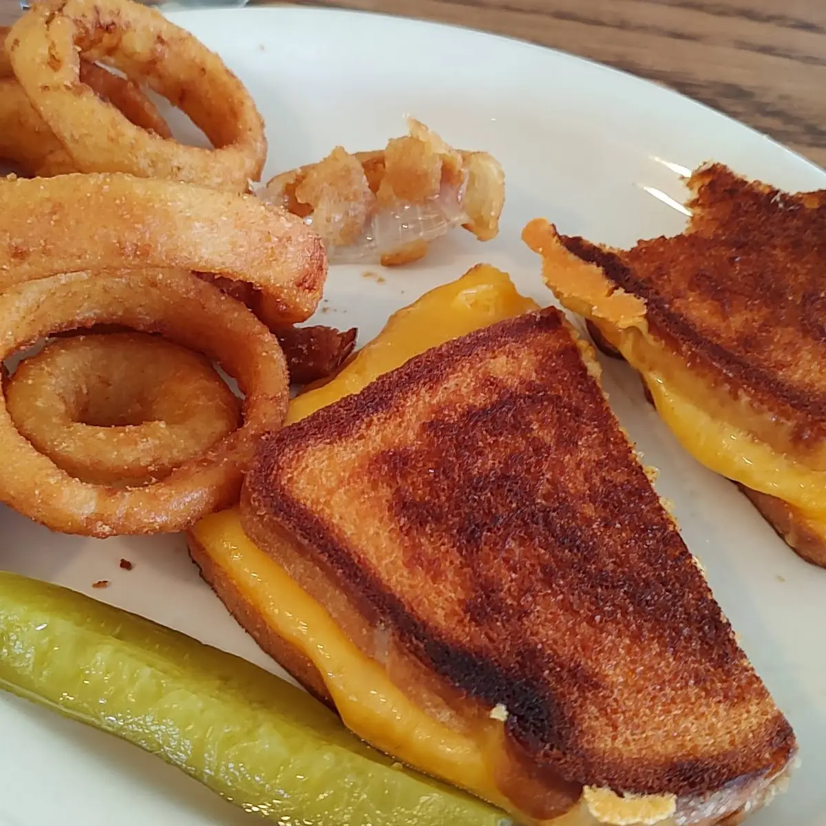 Grilled Chicken Sandwich Combo Onion Rings