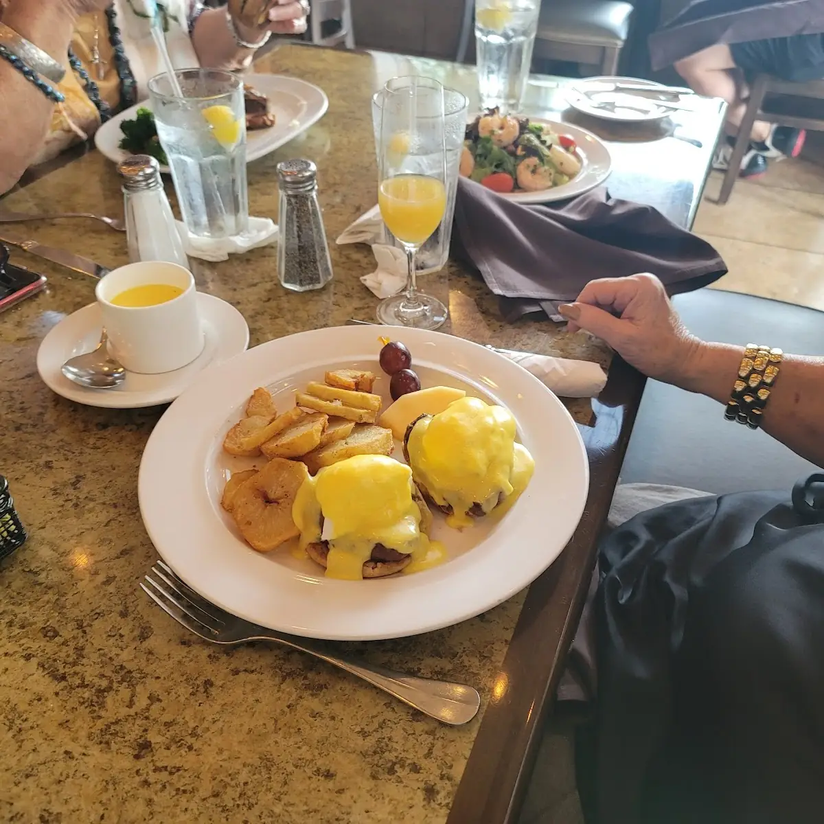 Eggs Benedict