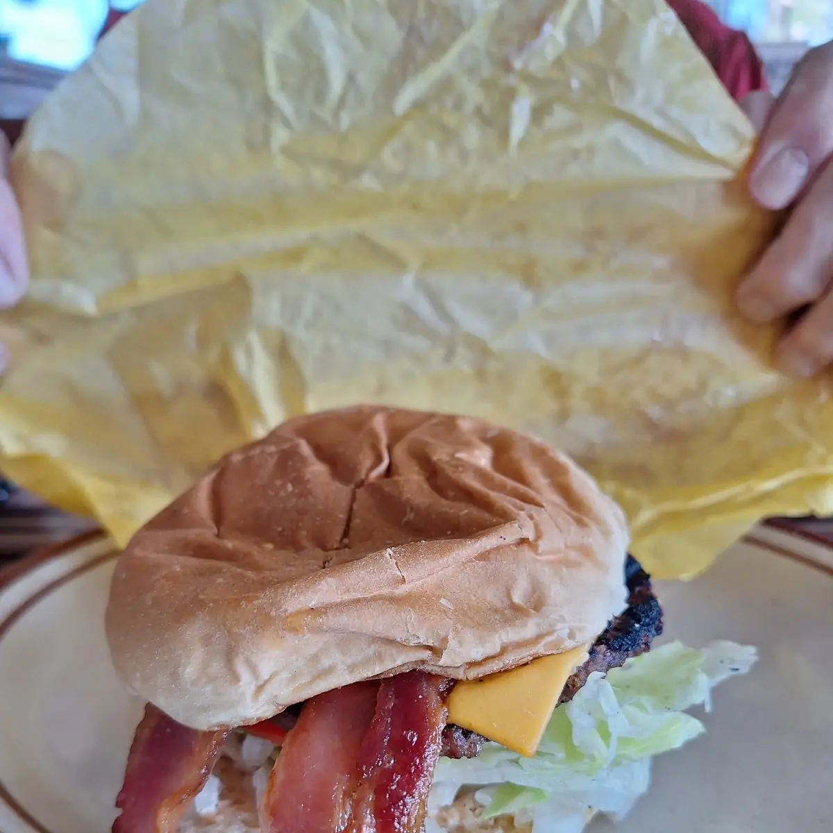 Classic Bacon Cheeseburger