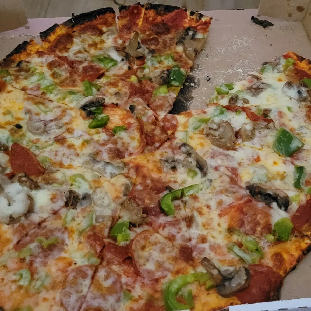 Thin Crust Pizza w 3 Toppings