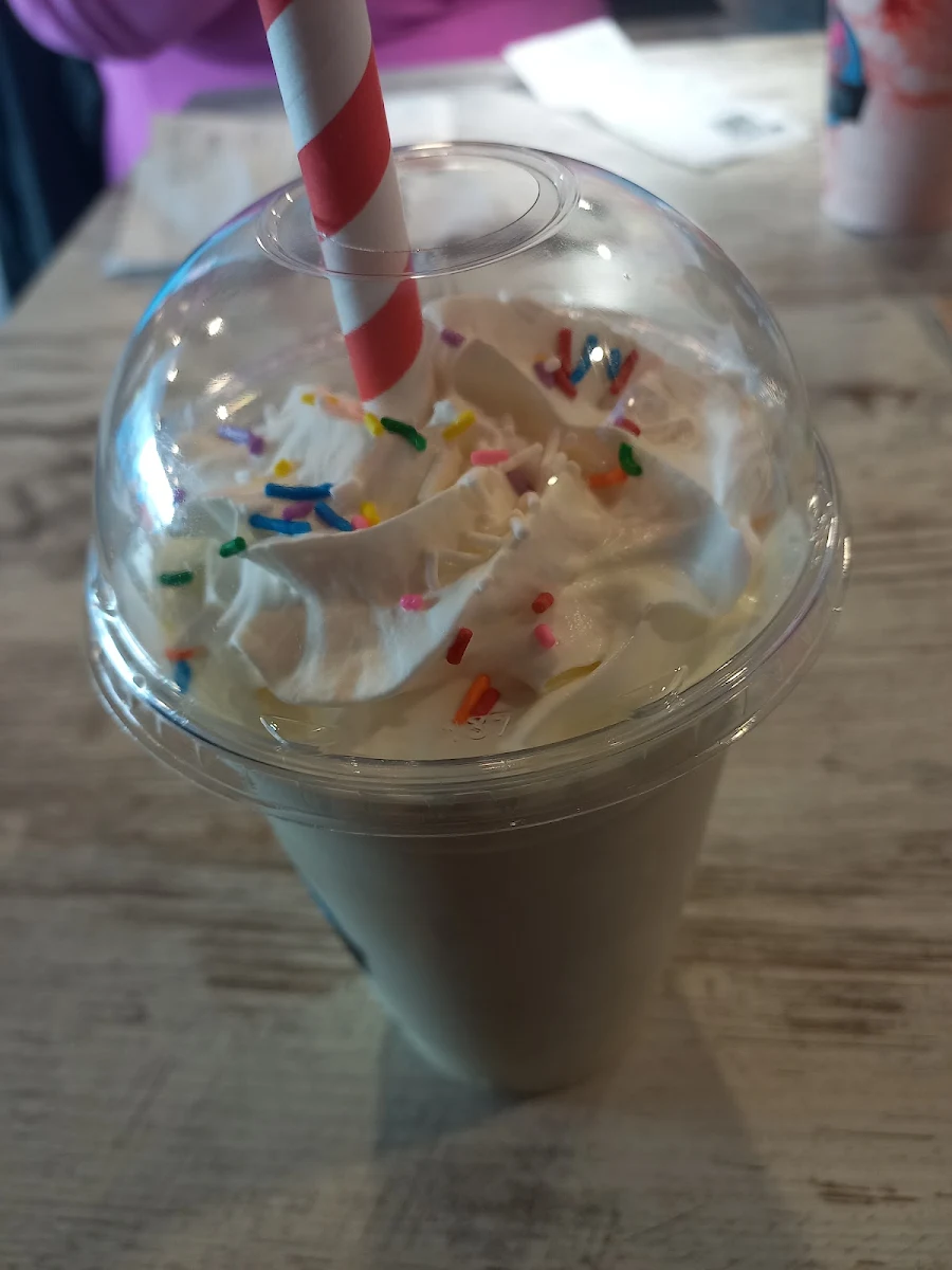 Milk Shakes, Famous Archie’s